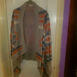 GORGEOUS boho/Aztec print sweater
